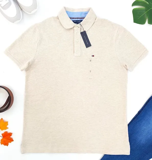 Camiseta Tommy Hilfiger Custom Fit para caballero color beige