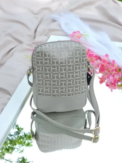 Bolso Tommy Hilfiger para dama color gris