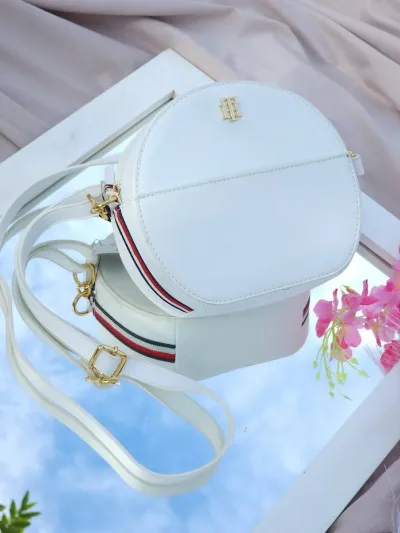 Bolso Tommy Hilfiger para dama color blanco