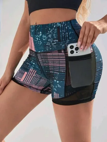 Short deportivo estampado geométrico
