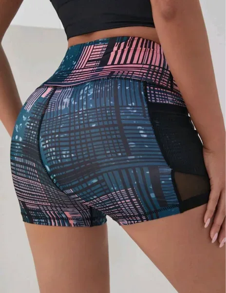 Short deportivo estampado geométrico