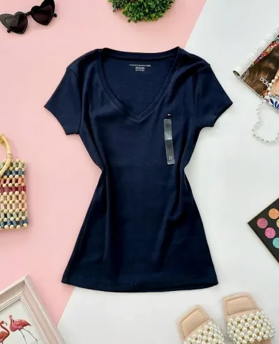 Camiseta Tommy Hilfiger color negro azulado para dama