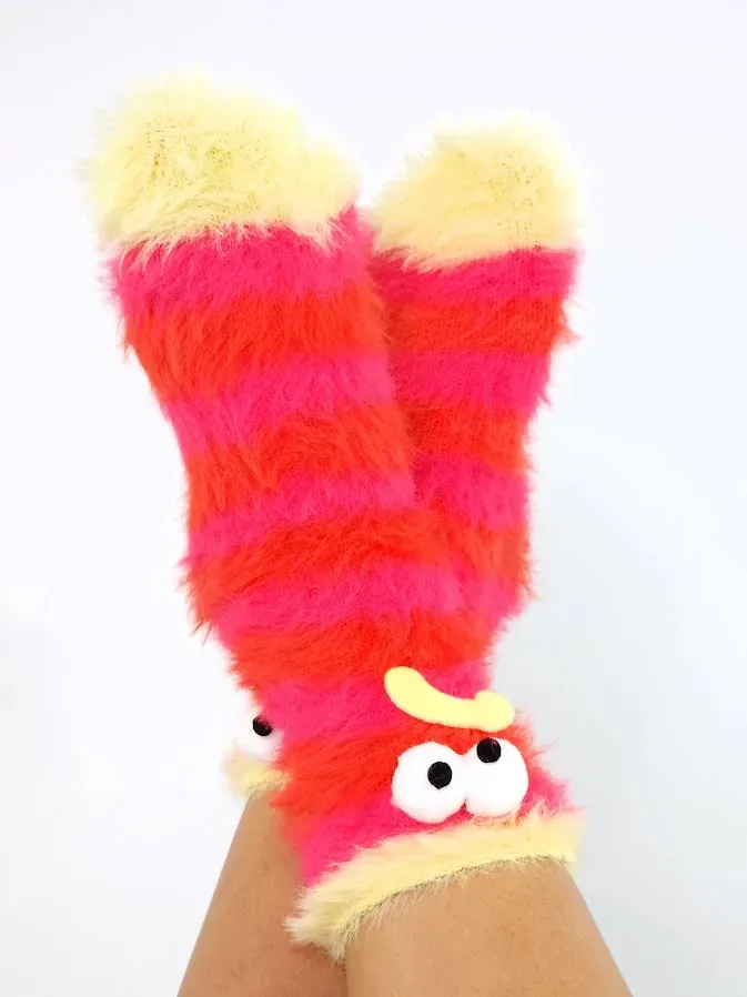 Medias multicolor de peluche
