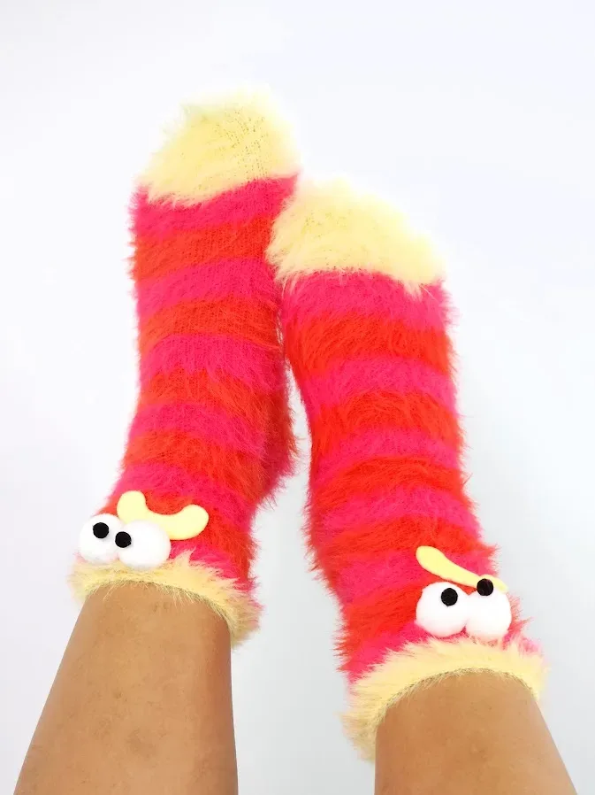 Medias multicolor de peluche