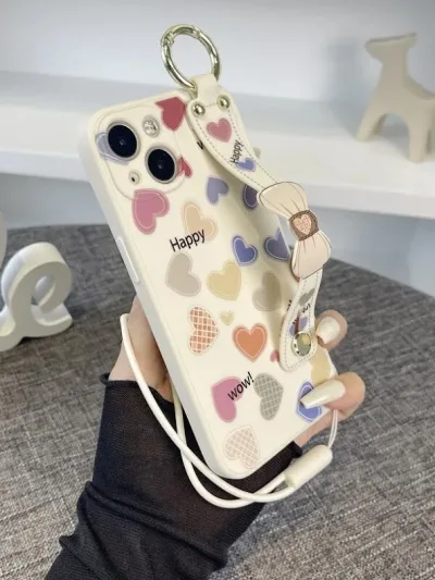 Funda para celular con diseño de corazones
