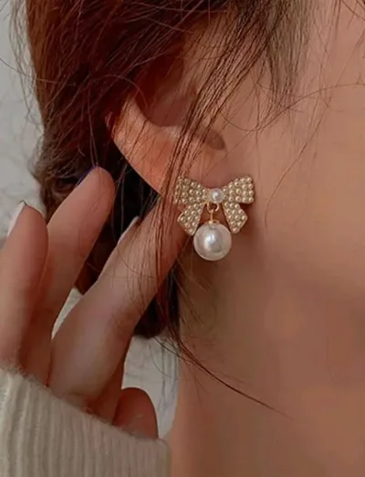 Aretes para dama fanatsía color dorado