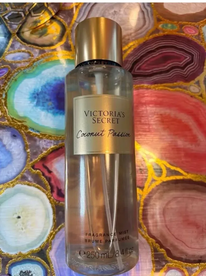 Splash Victoria’s Secret aroma Coconut Passion  para dama