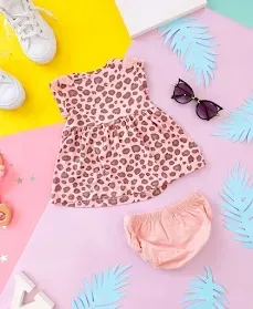 Vestido  Carte's para niña color rosado animal print