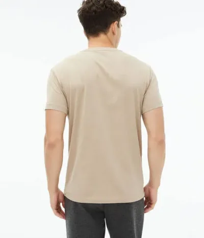 Camiseta  Aereopostal para caballero color beige