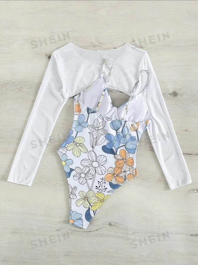 Vestido de baño con diseño floral para dama