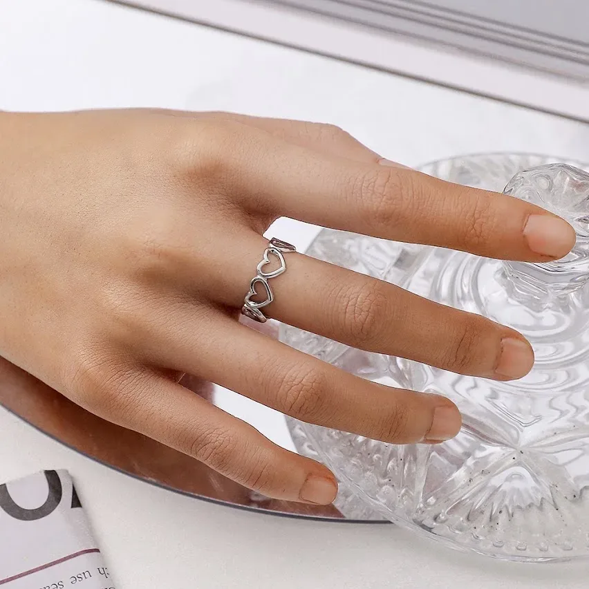 Anillo para dama de acero de titanio