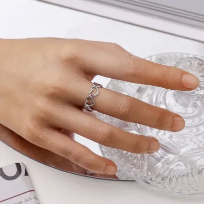 Anillo para dama de acero de titanio