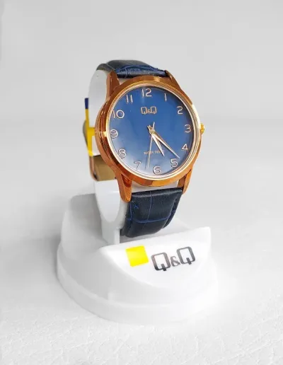 Reloj Q&Q para caballero color azul