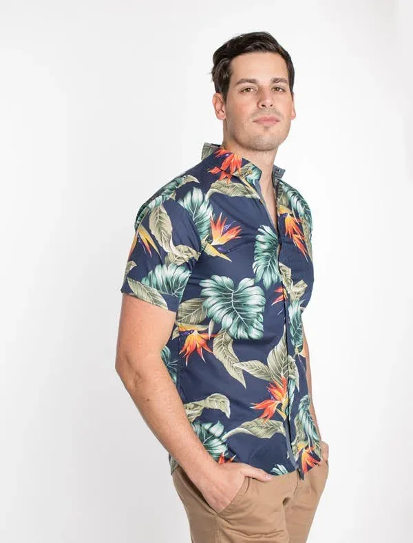 Camisa para caballero estampado tropical