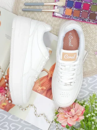 Tenis Coral para dama color blanco Deja Vu White Tex