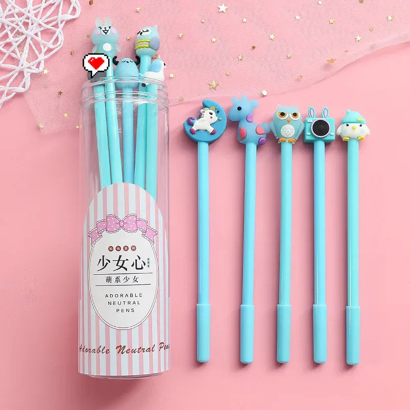 Set de plumas con diseño al azar