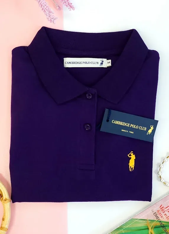 Camiseta Polo Cambrige Club para dama color morado oscuro