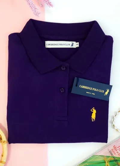 Camiseta Polo Cambrige Club para dama color morado oscuro