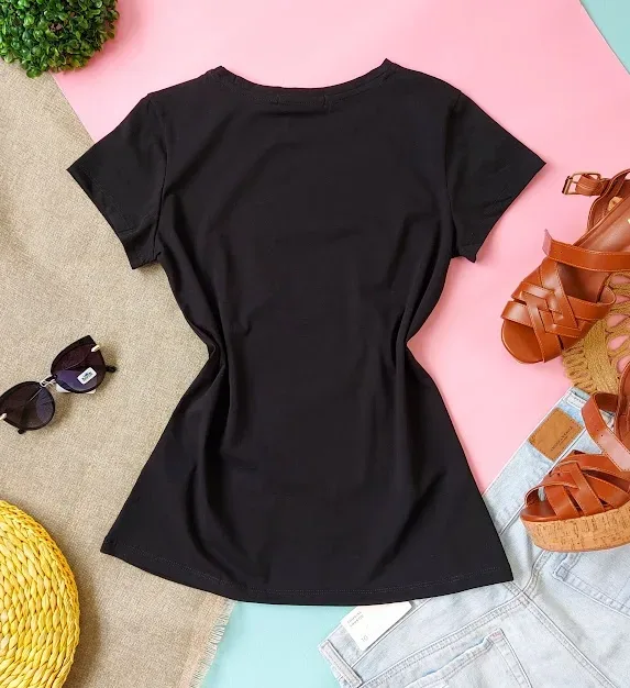Camiseta para dama color negro con diseño de fashionistas