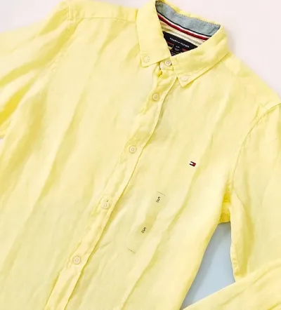 Camisa Tommy Hilfiger para caballero color amarillo