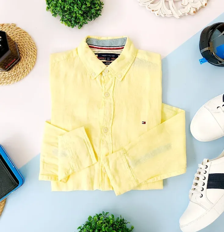 Camisa Tommy Hilfiger para caballero color amarillo
