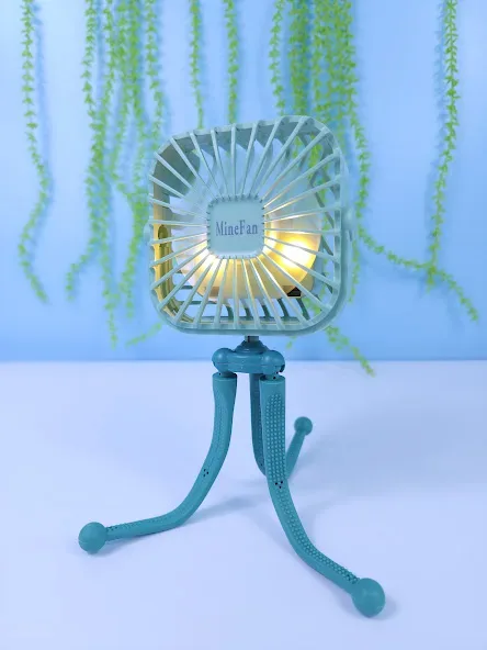 Mini ventilador con luz calida