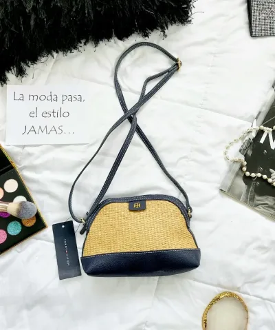 Bolso pequeño Tommy Hilfiger para dama