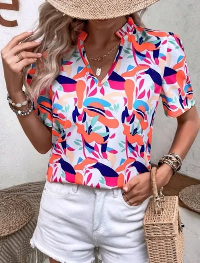 Blusa para dama multicolor con estampado de hojas