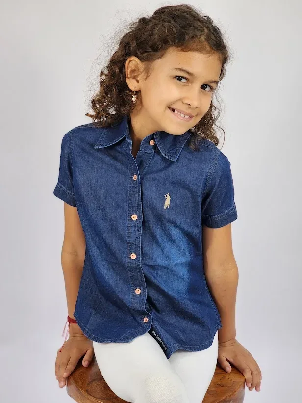 Blusa azul Cambridge Polo Club para niña