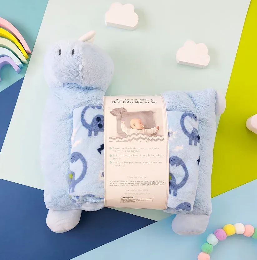 Conjunto de almohada y cobija con diseño de dragón