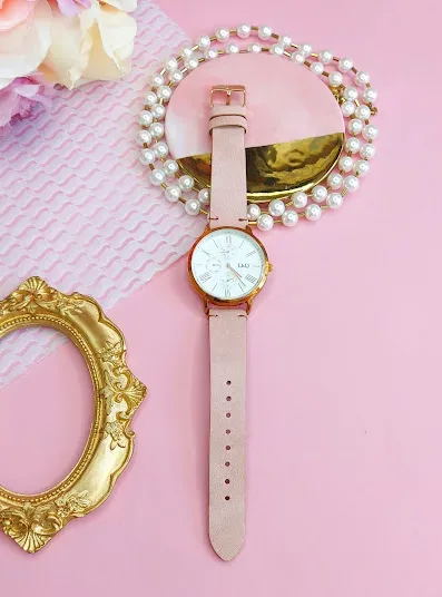 Reloj Q and Q para dama color oro rosa