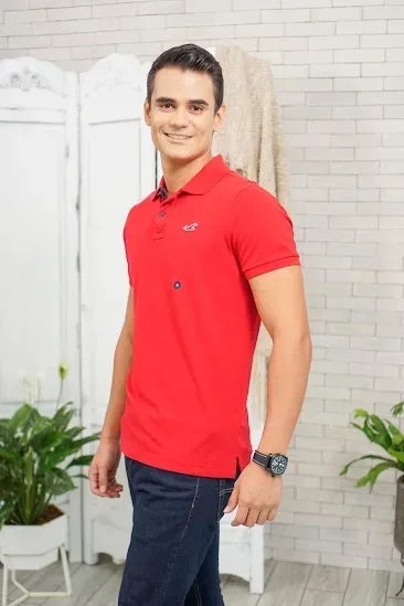 Camiseta Hollister para caballero color rojo