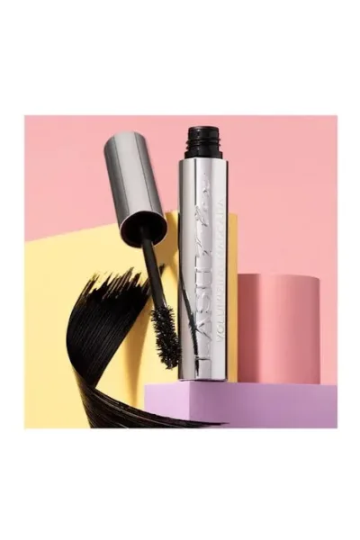 Mascara de pestañas Beauty Creation para dama EM02