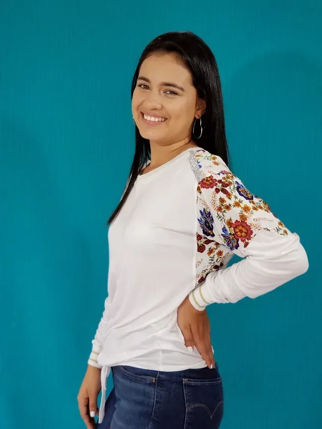 Blusa Grifflin manga larga para  dama color blanco