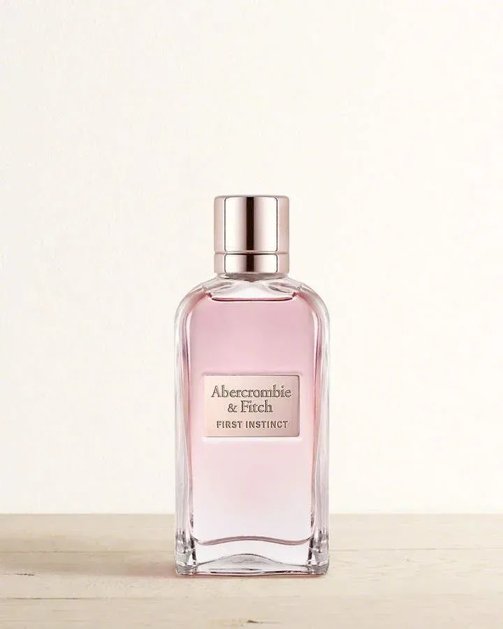 Perfume Abercrombie &  Fitch para Dama