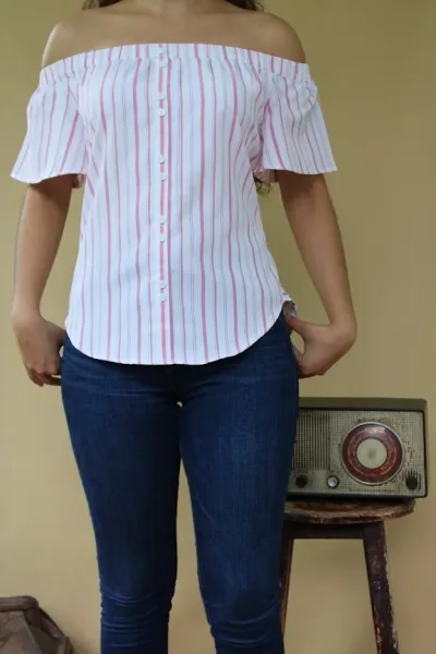 Blusa Painted Threads para dama color blanco a rayas rosa