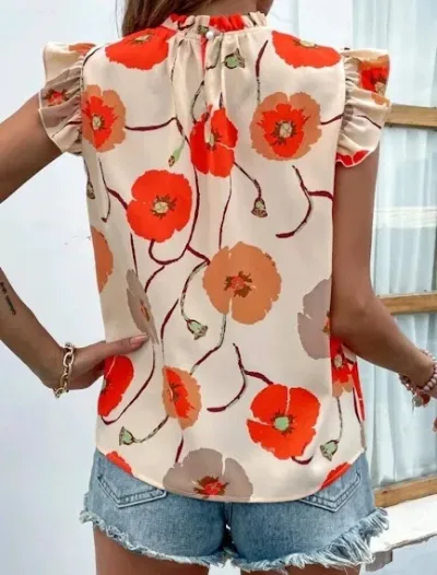 Blusa para dama con estampado floral