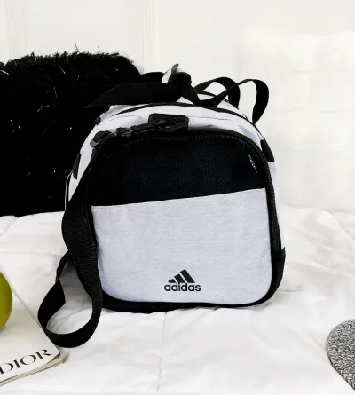 Bolso Adidas para Caballero color gris claro y negro
