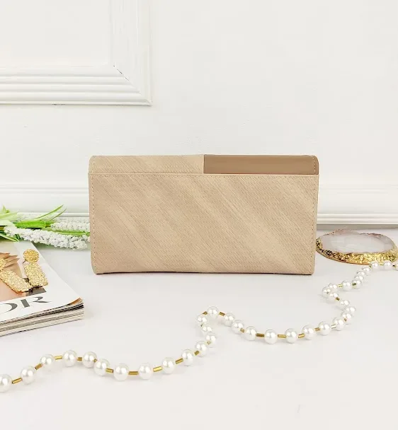 Cartera para dama color café y beige