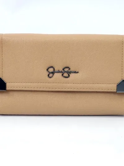 Cartera  para dama  color beige