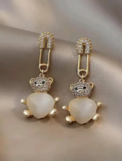 Aretes para dama fanatsía color dorado