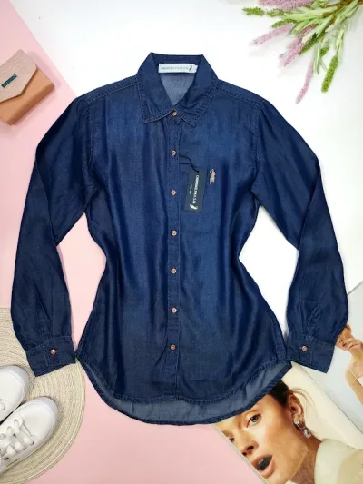 Camisa manga larga Cambridge Polo Club para dama color mezclilla oscura.