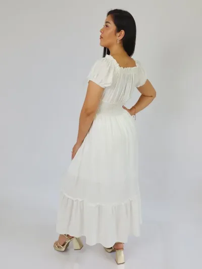 Vestido color blanco para dama