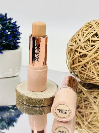 Base de maquillaje tono  BEIGE-4