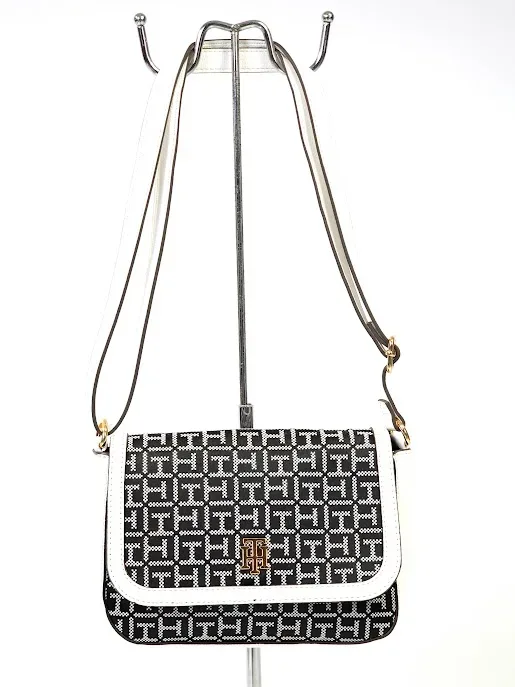 Bolso Tommy Hilfiger para dama color negro