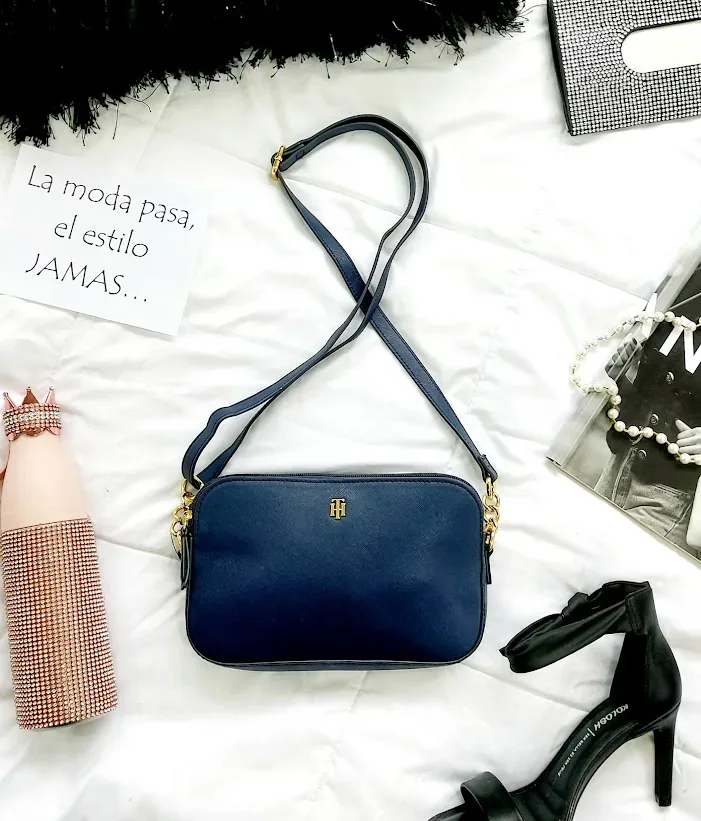 Bolso pequeño Tommy Hilfiger para dama color azul