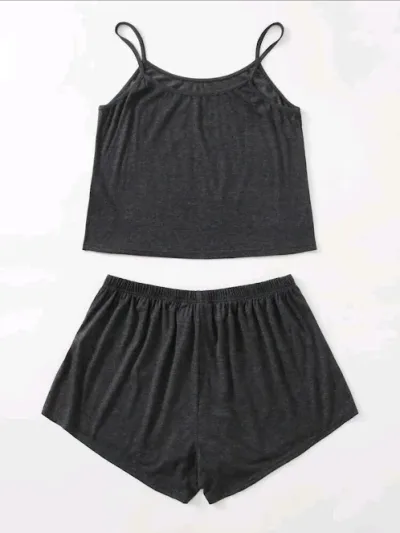 Pijama para dama color negro diseño letras blancas
