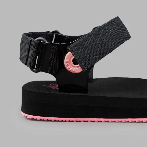 Sandalias Coral Fishy Black para niña