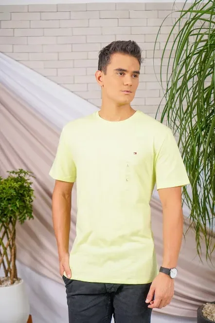 Camiseta Tommy Hilfiger para caballero color verde neón