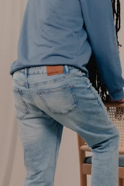 Jeans Estivaneli para caballero color celeste mezclilla HQ-4051
